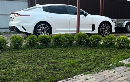 KIA Stinger I, 2021 год, 3 550 000 рублей, 6 фотография