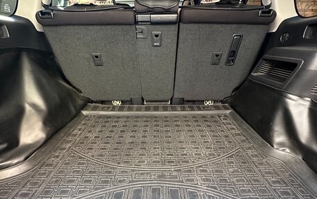 Toyota Land Cruiser Prado 150 рестайлинг 2, 2020 год, 7 750 000 рублей, 16 фотография