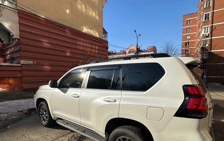 Toyota Land Cruiser Prado 150 рестайлинг 2, 2020 год, 7 750 000 рублей, 28 фотография
