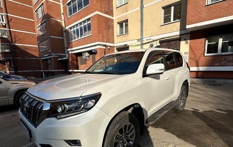 Toyota Land Cruiser Prado 150 рестайлинг 2, 2020 год, 7 750 000 рублей, 21 фотография