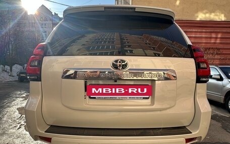 Toyota Land Cruiser Prado 150 рестайлинг 2, 2020 год, 7 750 000 рублей, 27 фотография