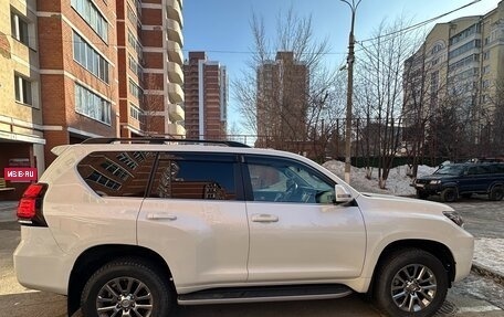 Toyota Land Cruiser Prado 150 рестайлинг 2, 2020 год, 7 750 000 рублей, 23 фотография