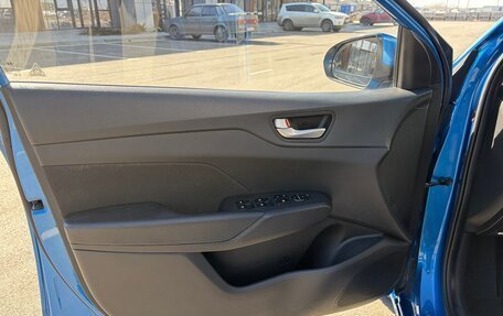 Hyundai Solaris II рестайлинг, 2017 год, 1 300 000 рублей, 17 фотография