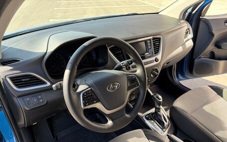 Hyundai Solaris II рестайлинг, 2017 год, 1 300 000 рублей, 16 фотография