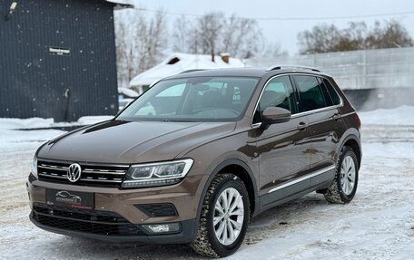 Volkswagen Tiguan II, 2018 год, 2 950 000 рублей, 3 фотография