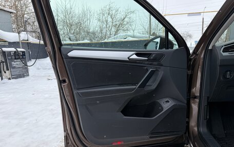 Volkswagen Tiguan II, 2018 год, 2 950 000 рублей, 14 фотография