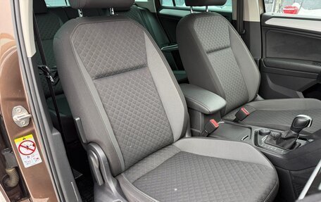 Volkswagen Tiguan II, 2018 год, 2 950 000 рублей, 24 фотография