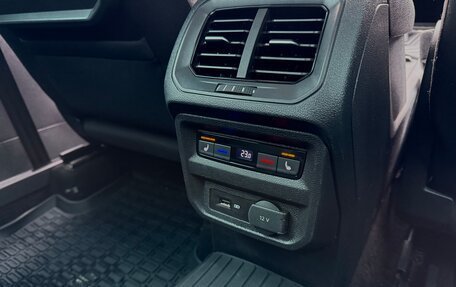 Volkswagen Tiguan II, 2018 год, 2 950 000 рублей, 31 фотография