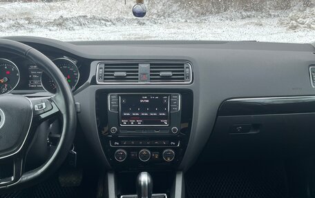 Volkswagen Jetta VI, 2018 год, 1 600 000 рублей, 27 фотография