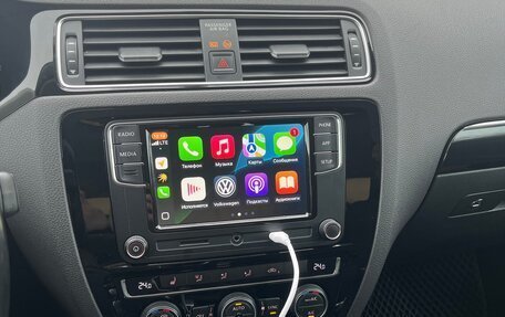 Volkswagen Jetta VI, 2018 год, 1 600 000 рублей, 26 фотография