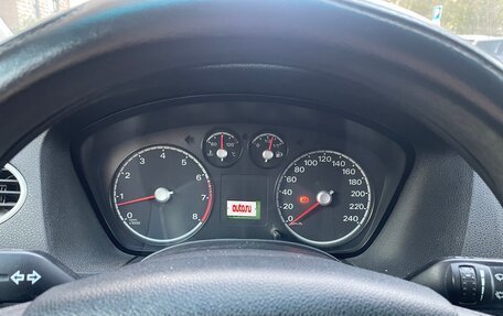 Ford Focus II рестайлинг, 2005 год, 425 000 рублей, 6 фотография