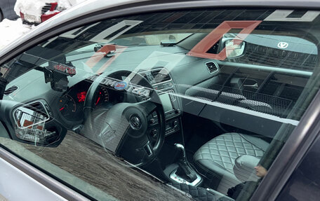 Volkswagen Polo VI (EU Market), 2013 год, 990 000 рублей, 10 фотография