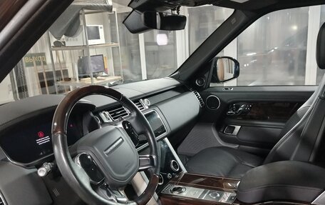 Land Rover Range Rover IV рестайлинг, 2019 год, 9 500 000 рублей, 8 фотография