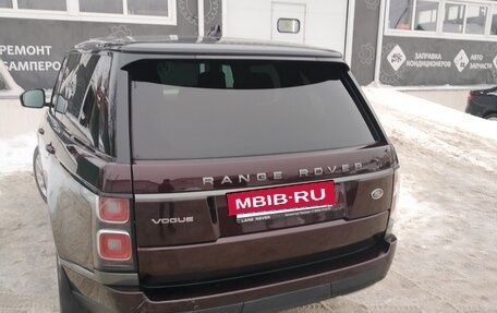 Land Rover Range Rover IV рестайлинг, 2019 год, 9 500 000 рублей, 4 фотография
