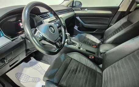 Volkswagen Passat B8 рестайлинг, 2017 год, 2 030 000 рублей, 15 фотография