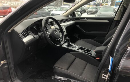 Volkswagen Passat B8 рестайлинг, 2015 год, 1 734 000 рублей, 9 фотография