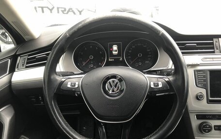 Volkswagen Passat B8 рестайлинг, 2015 год, 1 734 000 рублей, 12 фотография