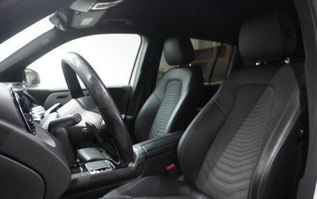 Mercedes-Benz GLB, 2020 год, 2 690 000 рублей, 8 фотография