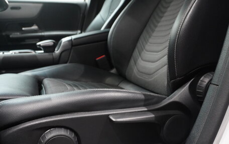 Mercedes-Benz GLB, 2020 год, 2 690 000 рублей, 19 фотография