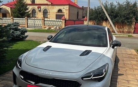 KIA Stinger I, 2022 год, 3 680 000 рублей, 2 фотография