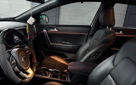 KIA Sportage IV рестайлинг, 2019 год, 2 350 000 рублей, 25 фотография