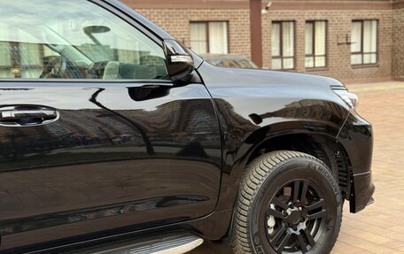 Toyota Land Cruiser Prado 150 рестайлинг 2, 2010 год, 2 740 000 рублей, 4 фотография