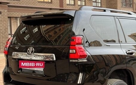 Toyota Land Cruiser Prado 150 рестайлинг 2, 2010 год, 2 740 000 рублей, 7 фотография