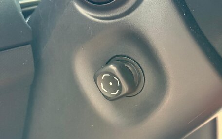 Toyota Land Cruiser Prado 150 рестайлинг 2, 2010 год, 2 740 000 рублей, 20 фотография