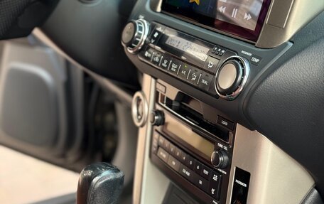 Toyota Land Cruiser Prado 150 рестайлинг 2, 2010 год, 2 740 000 рублей, 24 фотография