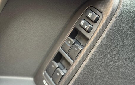 Toyota Land Cruiser Prado 150 рестайлинг 2, 2010 год, 2 740 000 рублей, 37 фотография