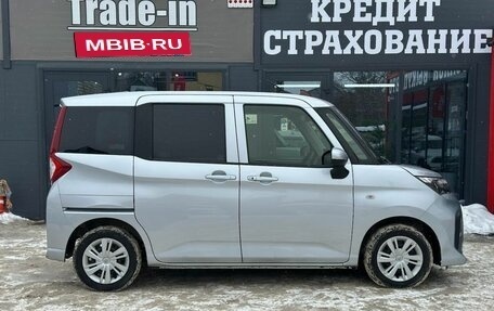 Toyota Roomy I, 2021 год, 1 130 000 рублей, 13 фотография
