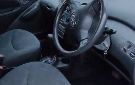 Toyota Vitz, 2003 год, 360 000 рублей, 11 фотография