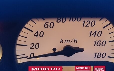 Toyota Vitz, 2003 год, 360 000 рублей, 21 фотография