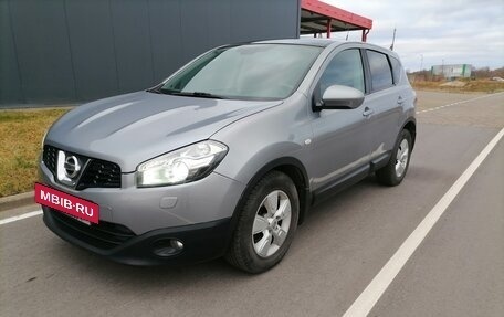 Nissan Qashqai, 2010 год, 1 095 000 рублей, 2 фотография