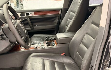 Volkswagen Touareg III, 2005 год, 825 000 рублей, 9 фотография