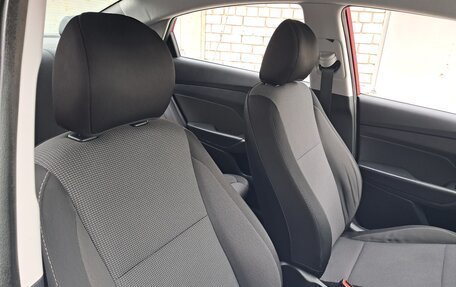 Hyundai Solaris II рестайлинг, 2018 год, 1 568 000 рублей, 19 фотография