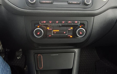 Volkswagen Golf Plus II, 2012 год, 720 000 рублей, 6 фотография