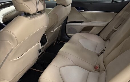 Toyota Camry, 2019 год, 3 200 000 рублей, 7 фотография