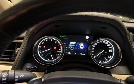 Toyota Camry, 2019 год, 3 200 000 рублей, 6 фотография