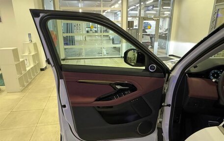 Land Rover Range Rover Evoque II, 2025 год, 5 990 000 рублей, 19 фотография