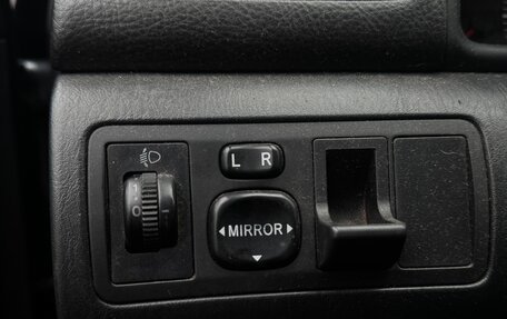 Toyota Corolla, 2003 год, 250 000 рублей, 8 фотография