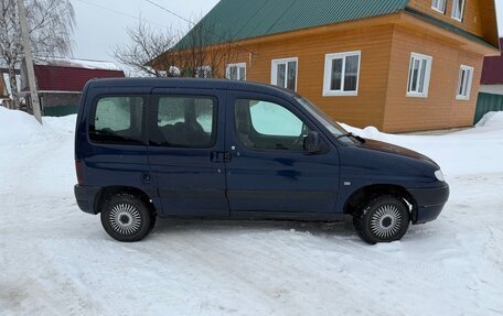 Peugeot Partner II рестайлинг 2, 2002 год, 135 000 рублей, 3 фотография