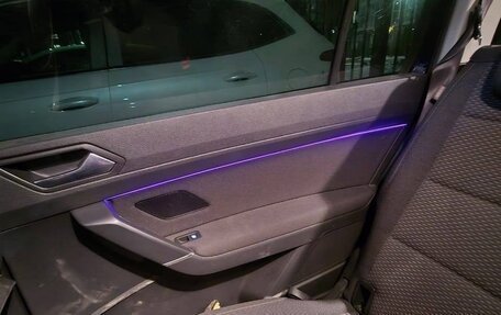 Volkswagen Touran III, 2015 год, 1 140 000 рублей, 15 фотография