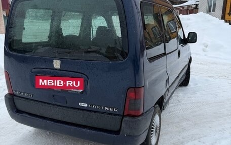 Peugeot Partner II рестайлинг 2, 2002 год, 135 000 рублей, 4 фотография