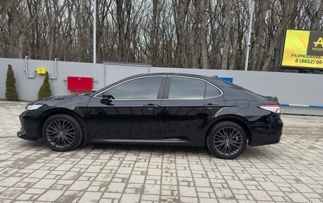 Toyota Camry, 2021 год, 1 875 000 рублей, 6 фотография