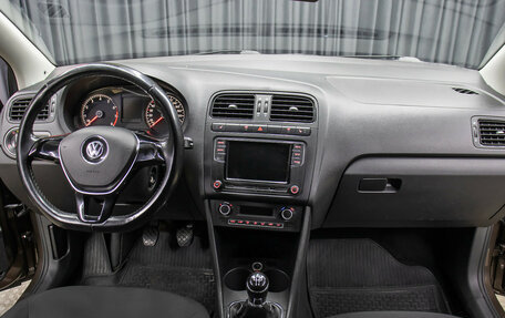 Volkswagen Polo VI (EU Market), 2015 год, 898 000 рублей, 14 фотография