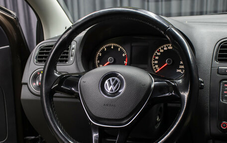 Volkswagen Polo VI (EU Market), 2015 год, 898 000 рублей, 17 фотография