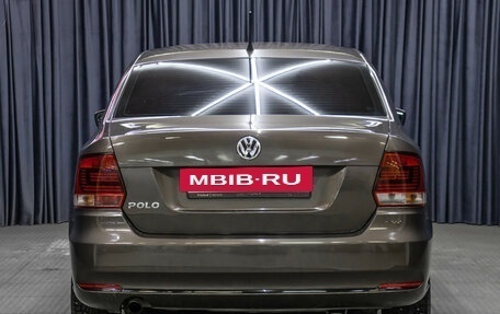 Volkswagen Polo VI (EU Market), 2015 год, 898 000 рублей, 6 фотография