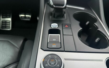 Volkswagen Touareg III, 2018 год, 3 490 000 рублей, 14 фотография