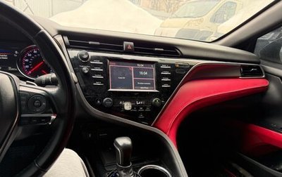 Toyota Camry, 2018 год, 2 100 000 рублей, 1 фотография